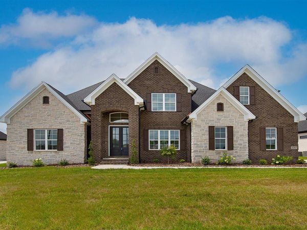 3267 Upper Gable Drive, Bowling Green, KY 42101