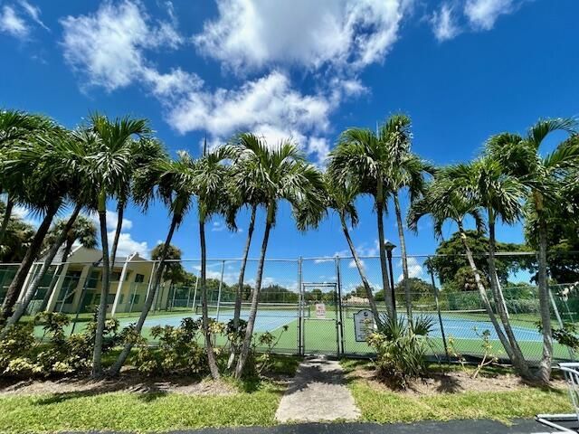 1830 W Meadows Circle, Unit 1830, Boynton Beach, FL 33436 Photo