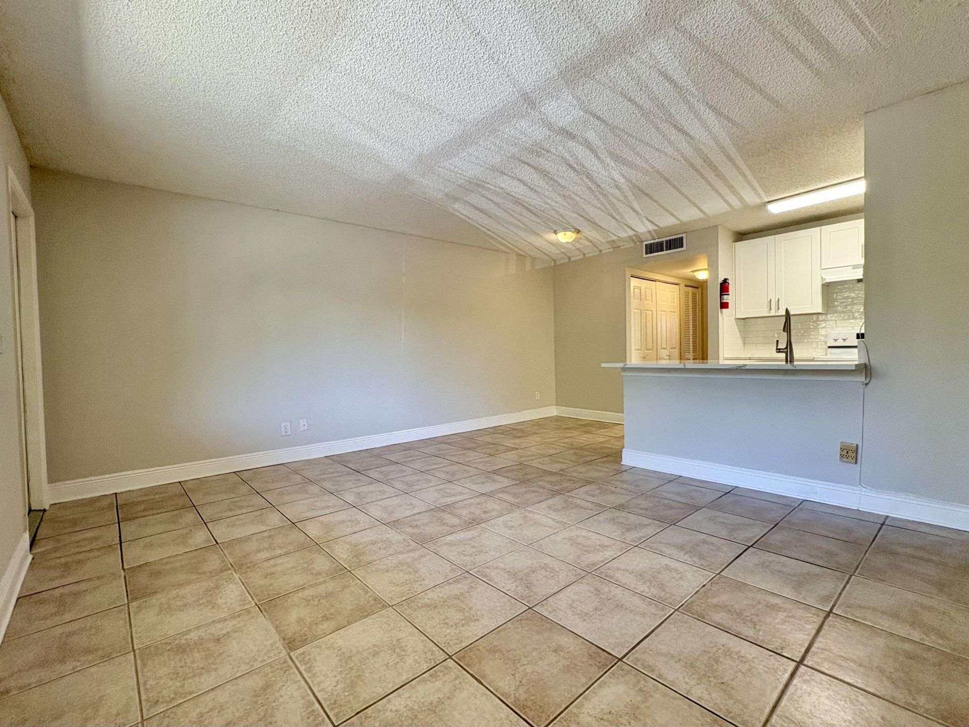 1830 W Meadows Circle, Unit 1830, Boynton Beach, FL 33436 Photo