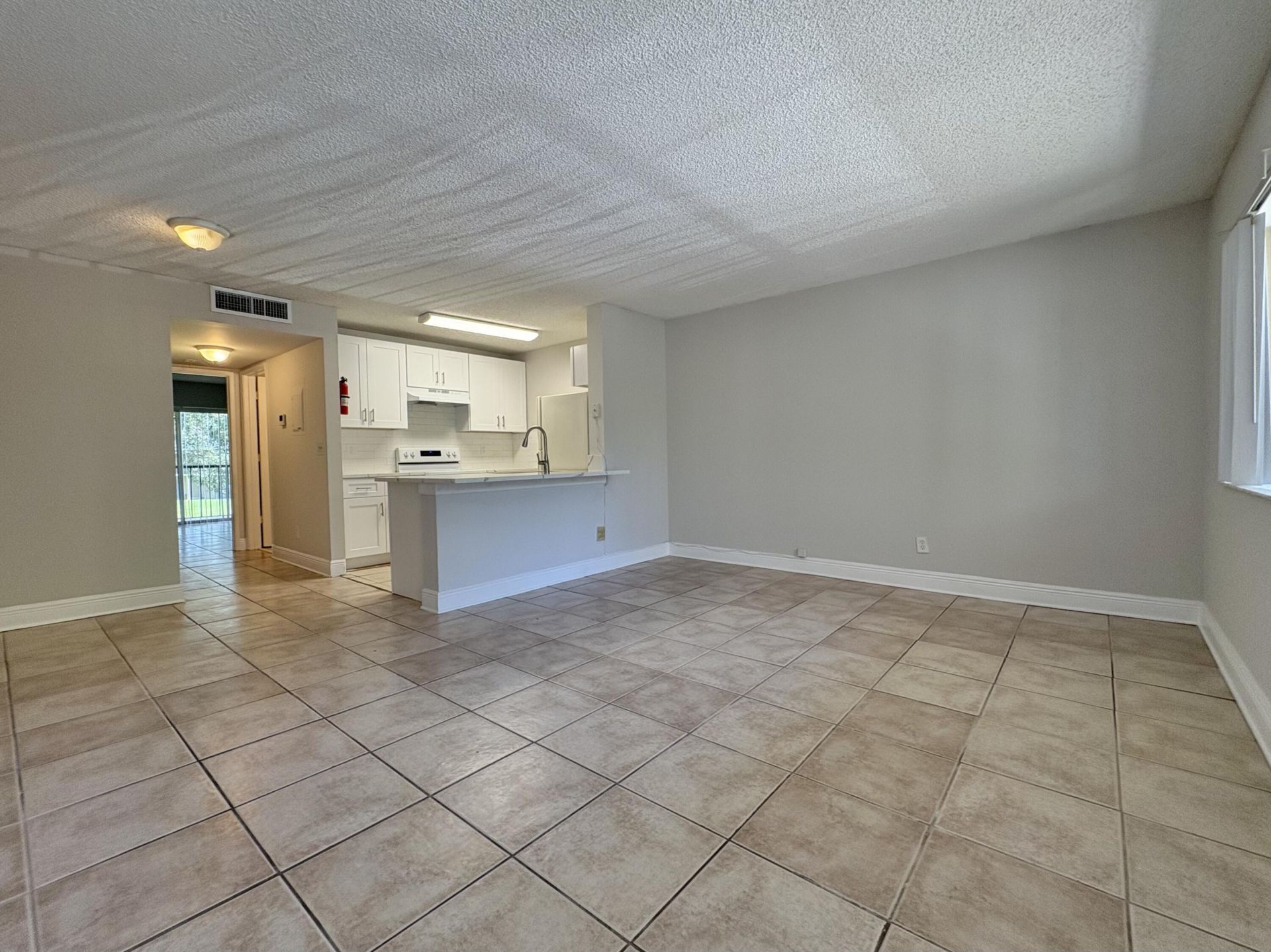 1830 W Meadows Circle, Unit 1830, Boynton Beach, FL 33436 Photo