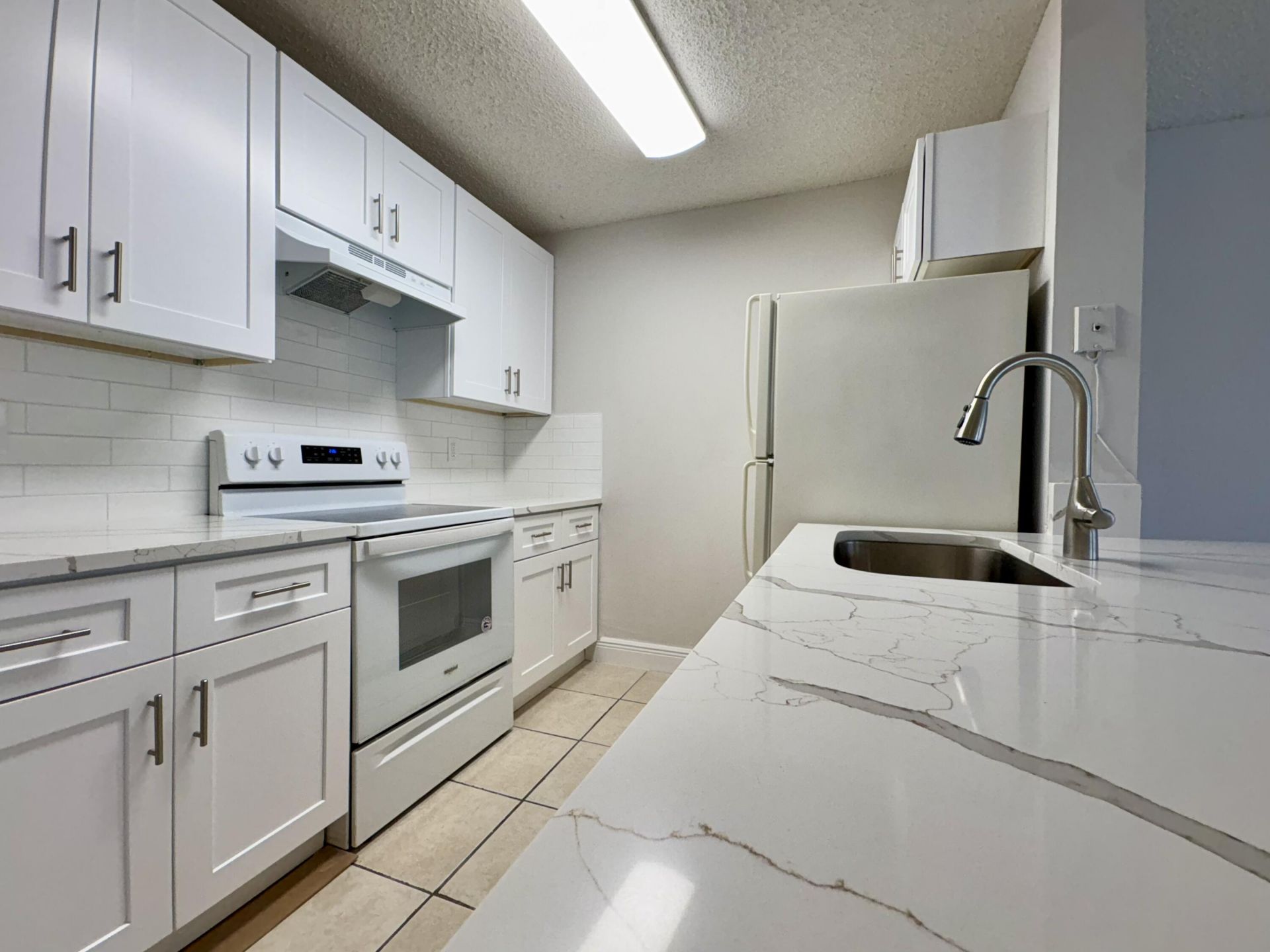 1830 W Meadows Circle, Unit 1830, Boynton Beach, FL 33436 Photo