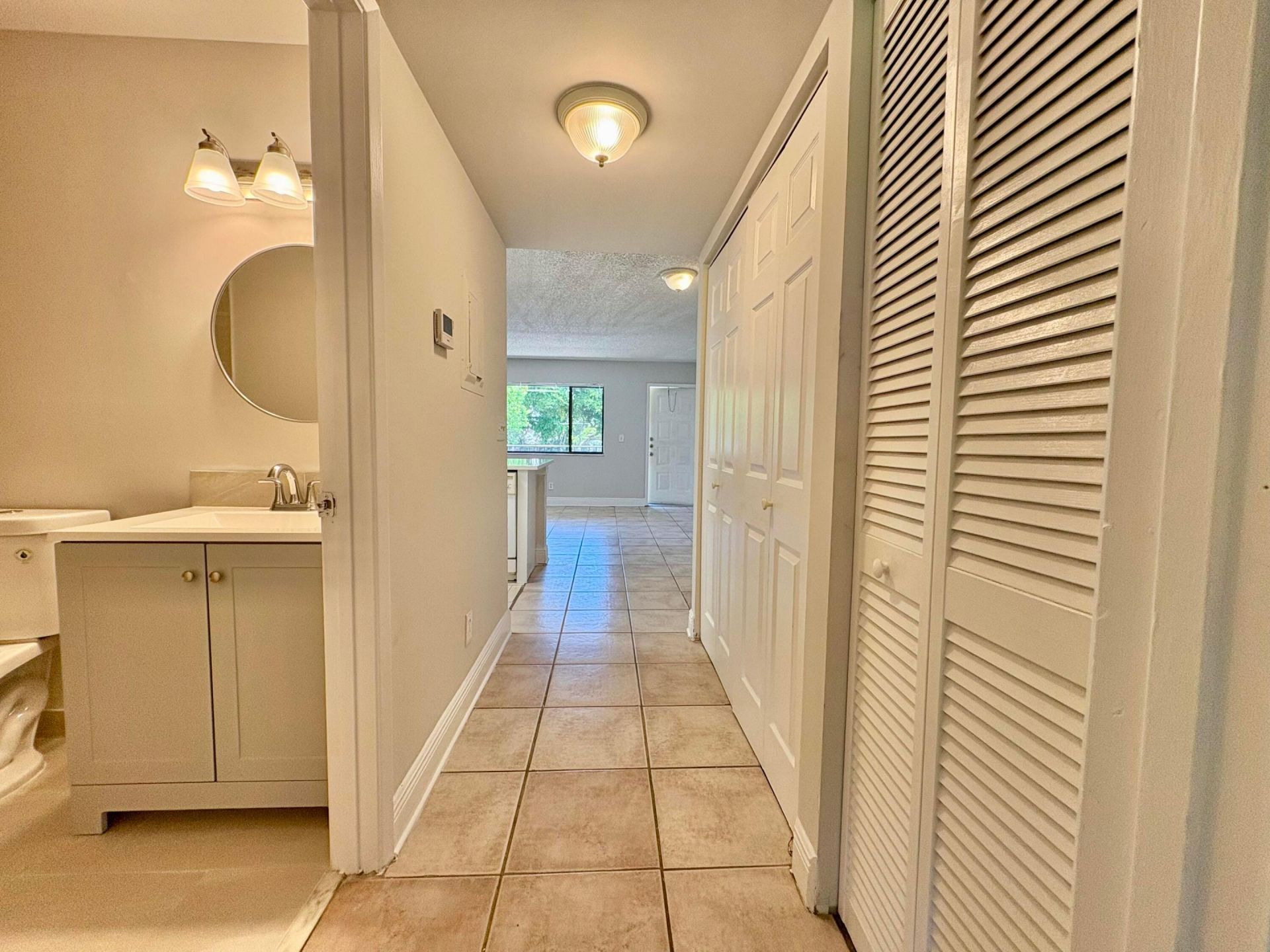 1830 W Meadows Circle, Unit 1830, Boynton Beach, FL 33436 Photo