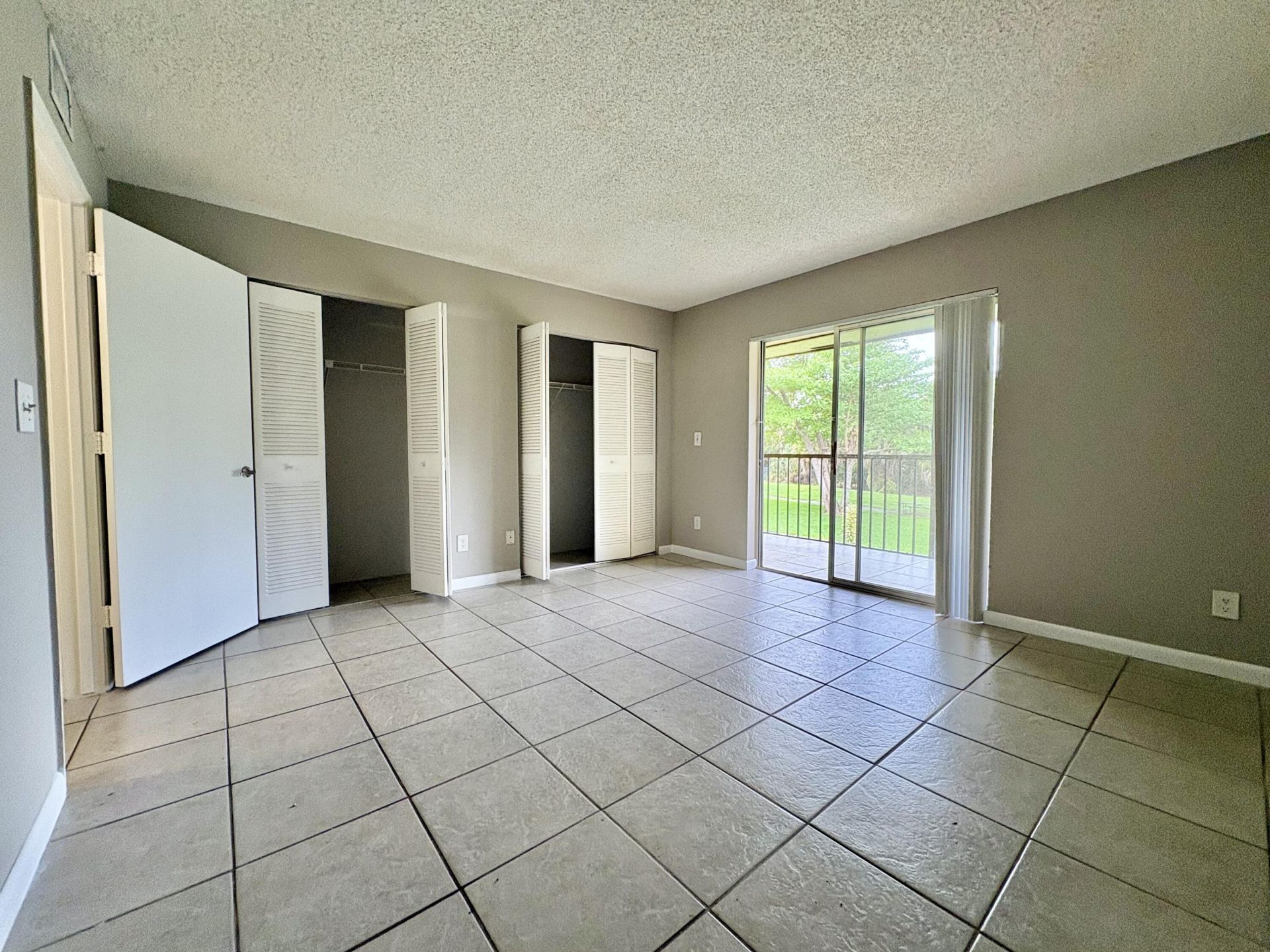 1422 W Meadows Circle, Unit 1422, Boynton Beach, FL 33436 Photo