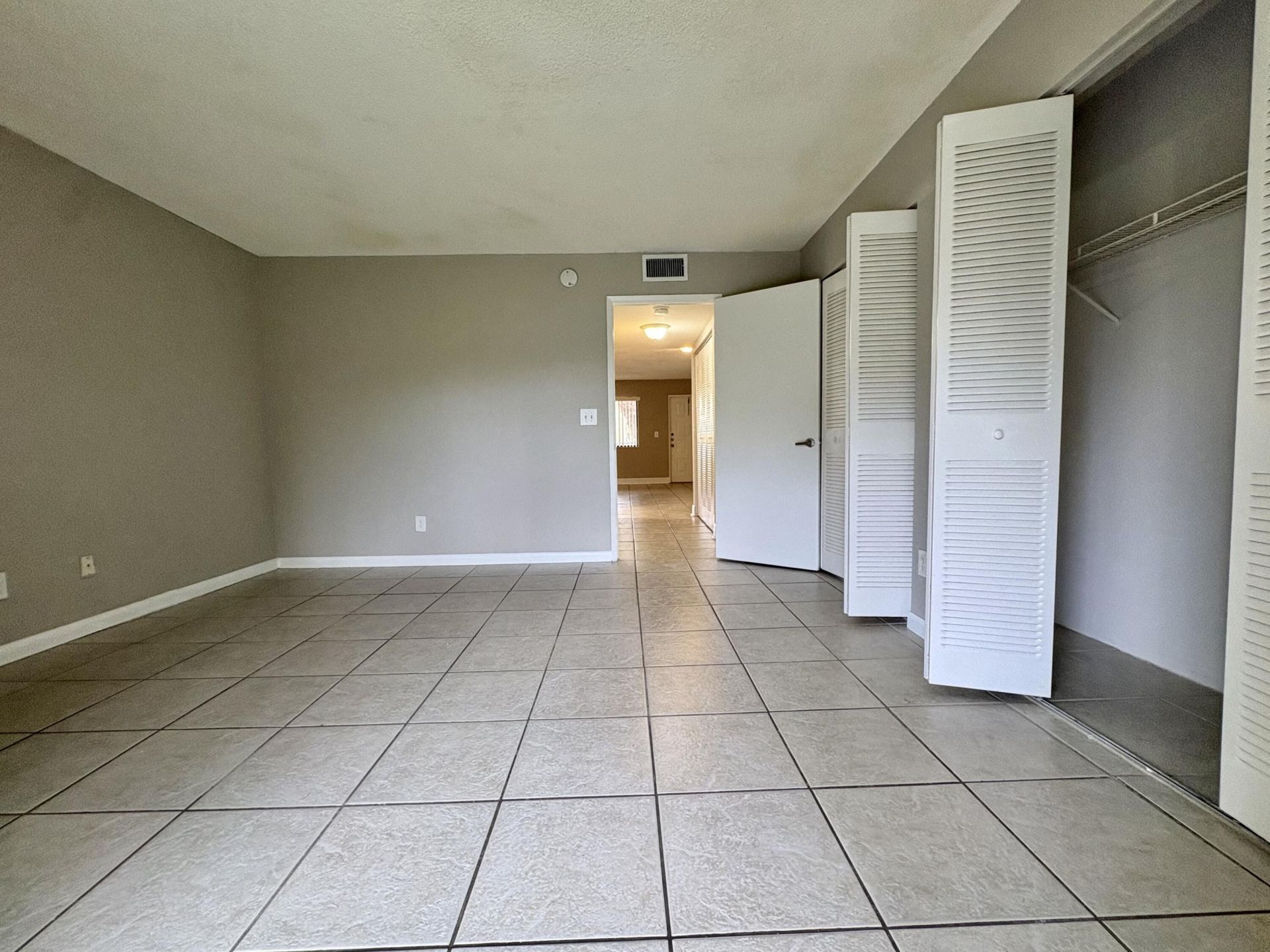 1422 W Meadows Circle, Unit 1422, Boynton Beach, FL 33436 Photo