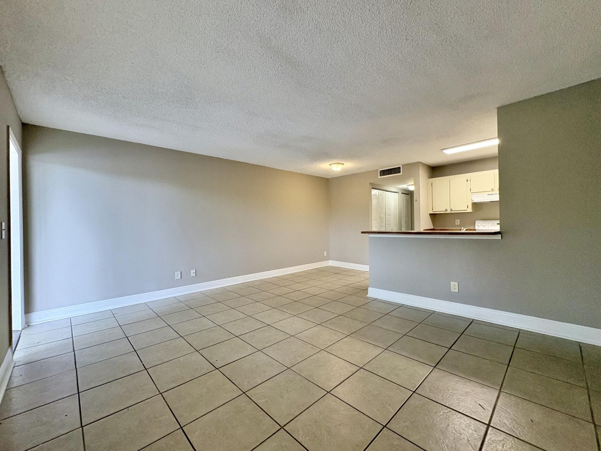 1422 W Meadows Circle, Unit 1422, Boynton Beach, FL 33436 Photo