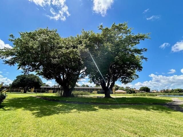 1422 W Meadows Circle, Unit 1422, Boynton Beach, FL 33436 Photo