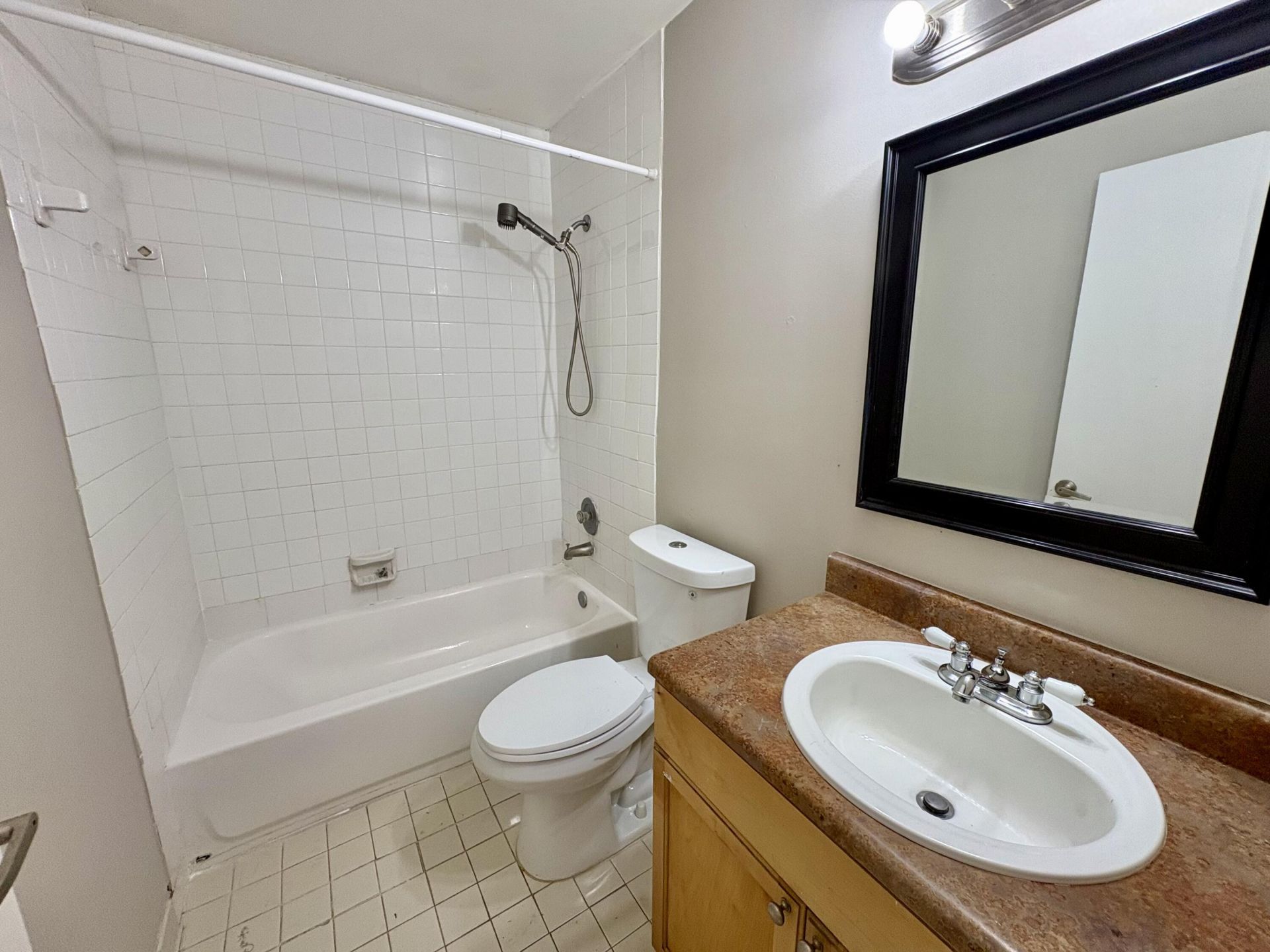 1422 W Meadows Circle, Unit 1422, Boynton Beach, FL 33436 Photo