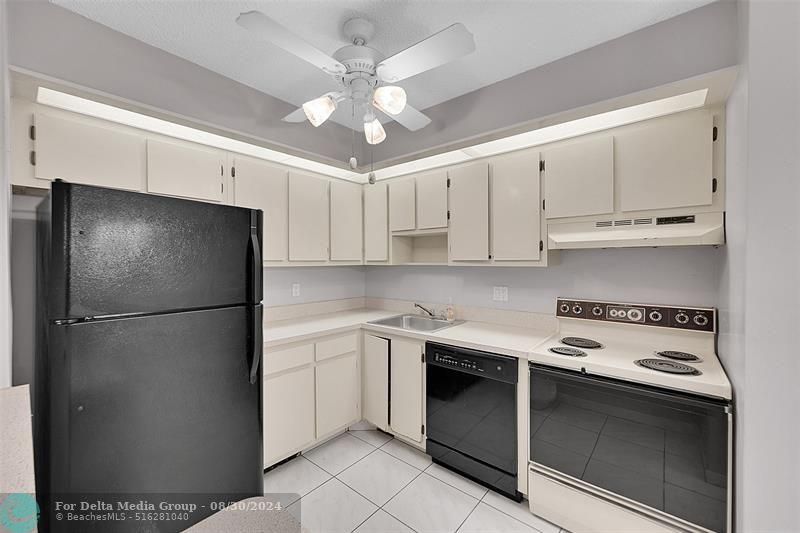 9968 N Belfort Circle, Unit 108, Tamarac, FL 33321 Photo