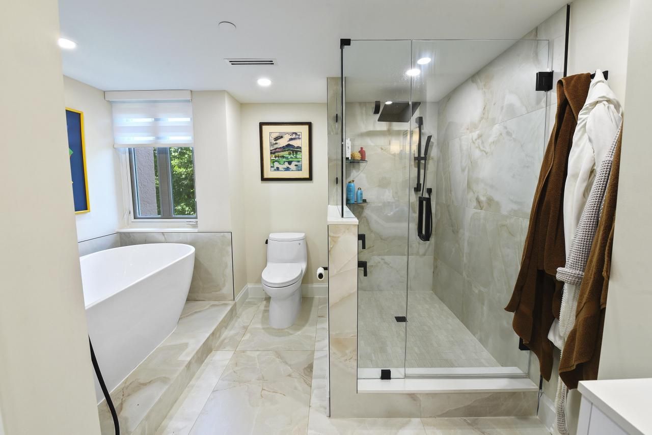 100 SE 5th Avenue, Unit 306, Boca Raton, FL 33432 Photo