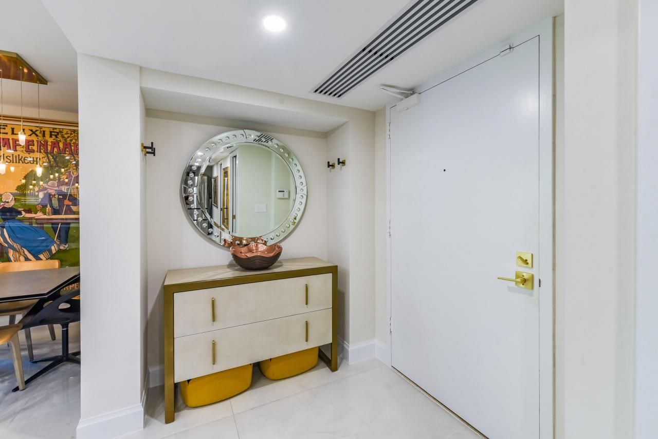 100 SE 5th Avenue, Unit 306, Boca Raton, FL 33432 Photo