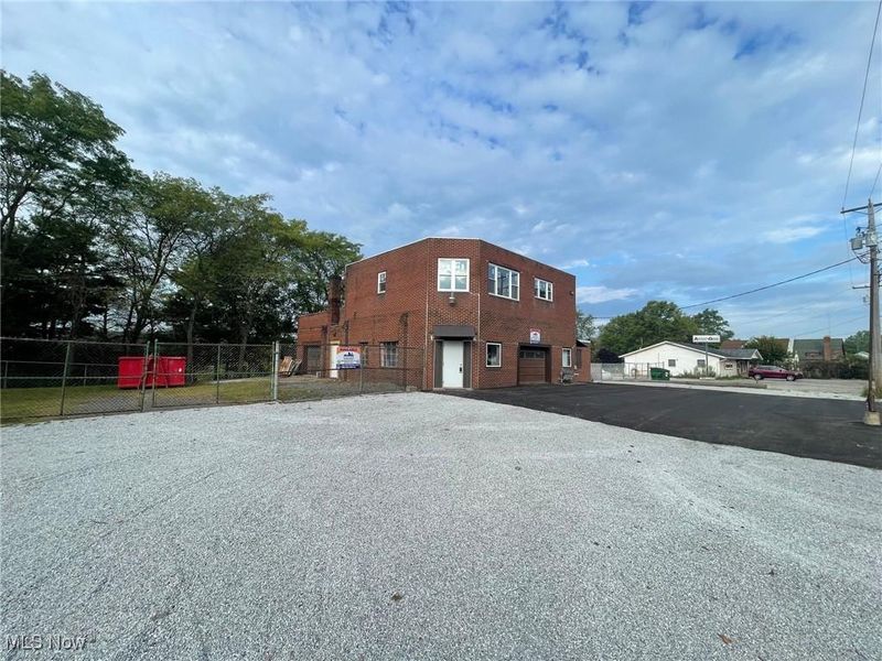 2627 Waynesburg Drive SE, Canton, OH 44707 Photo 18