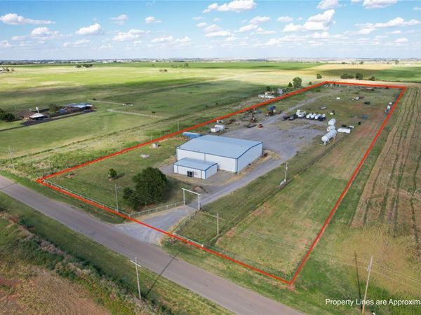 11566 N 1970 Road, Elk City, OK 73644