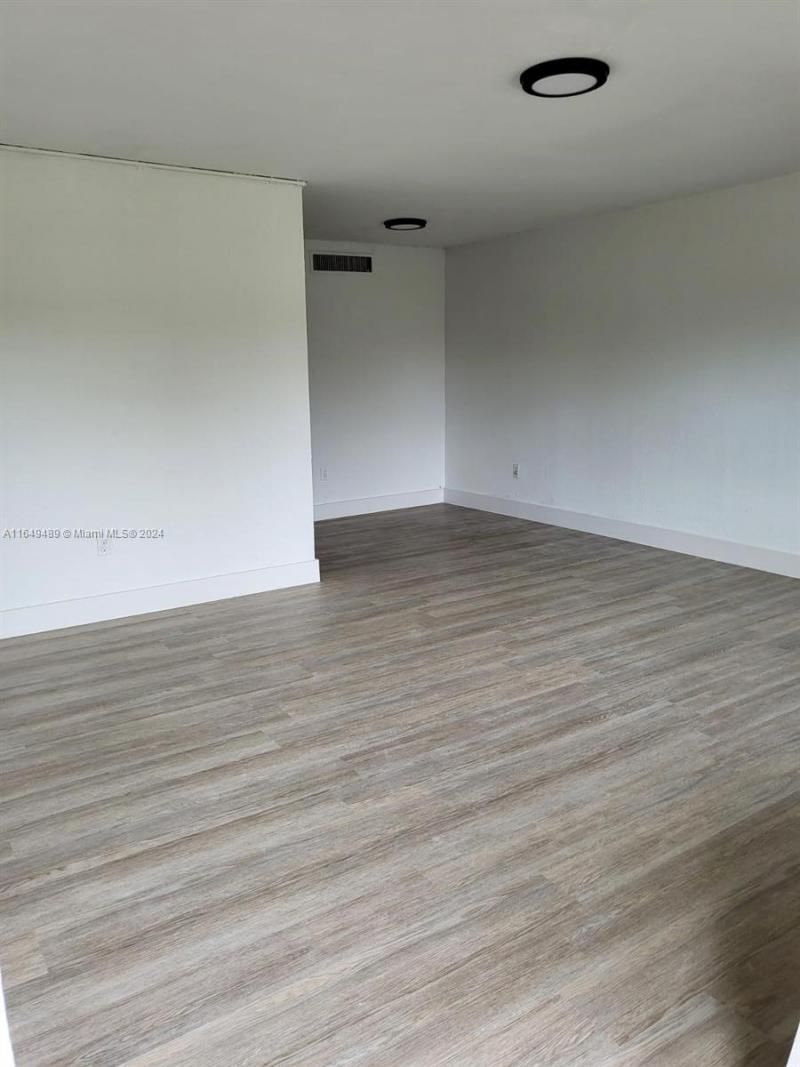14100 NW 6th Ct, Unit 109, North Miami, FL 33168 Photo