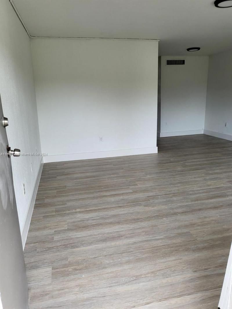 14100 NW 6th Ct, Unit 109, North Miami, FL 33168 Photo
