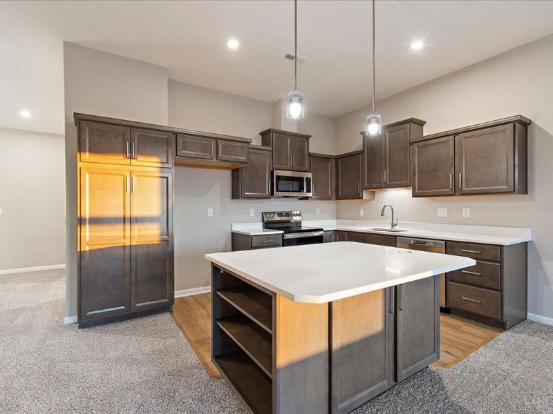 473 Bethpage Way, Unit 8-303, Turtle Creek Twp, OH 45036 Photo 2