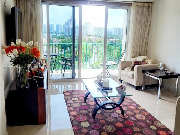 19900 E Country Club Dr, Unit 1207, Aventura, FL 33180