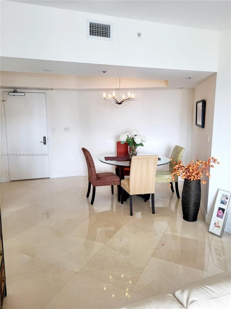 19900 E Country Club Dr, Unit 1207, Aventura, FL 33180 Photo