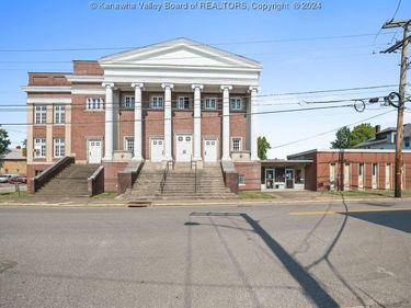 501 Elizabeth Street, Charleston, WV 25311