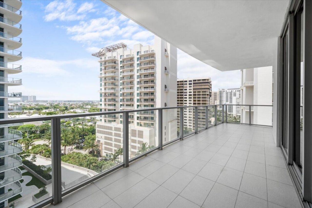 3100 N Ocean Drive, Unit 1009, Singer Island, FL 33404 Photo