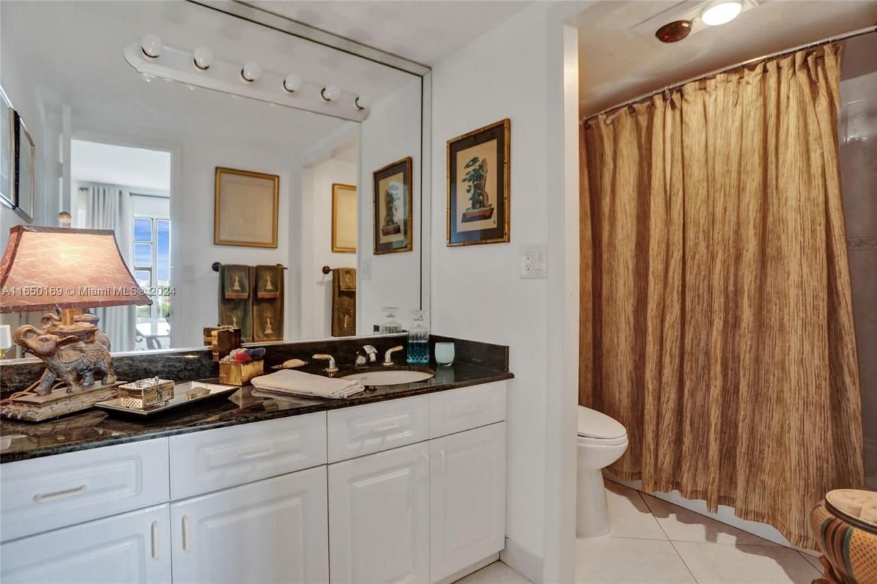 11111 Biscayne Blvd, Unit 7F, Miami, FL 33181 Photo