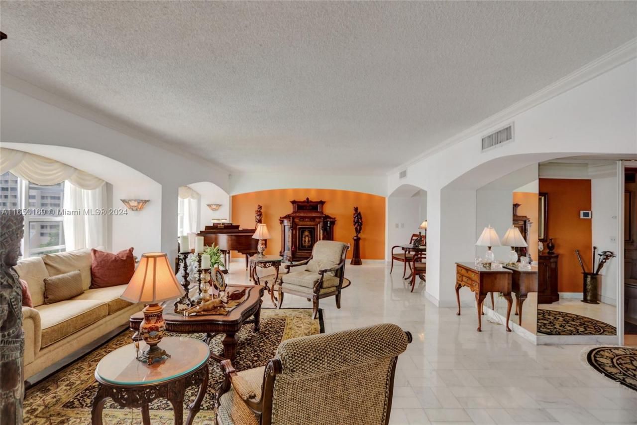 11111 Biscayne Blvd, Unit 7F, Miami, FL 33181 Photo