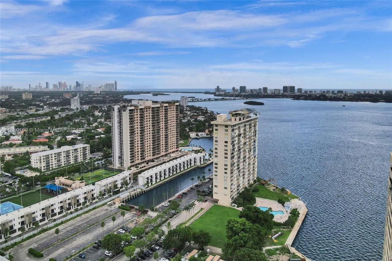 11111 Biscayne Blvd, Unit 7F, Miami, FL 33181 Photo