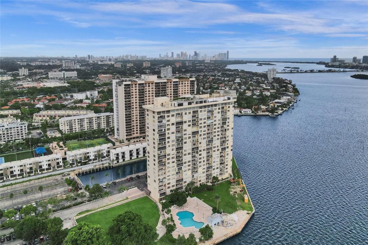 11111 Biscayne Blvd, Unit 7F, Miami, FL 33181 Photo