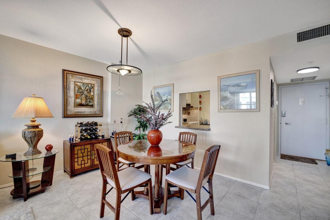 3015 N Ocean Boulevard, Unit 17b, Fort Lauderdale, FL 33308 Photo