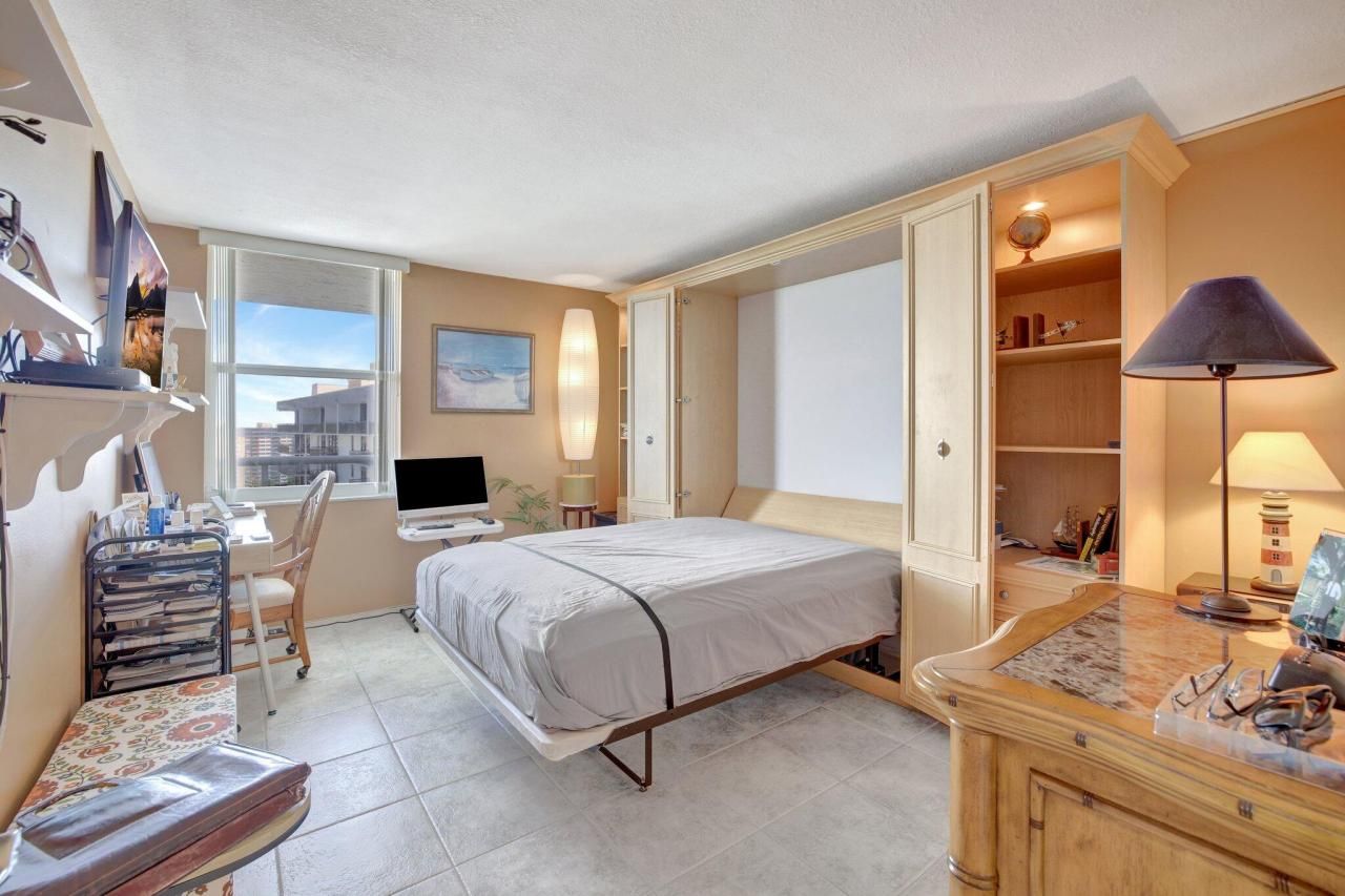 3015 N Ocean Boulevard, Unit 17b, Fort Lauderdale, FL 33308 Photo