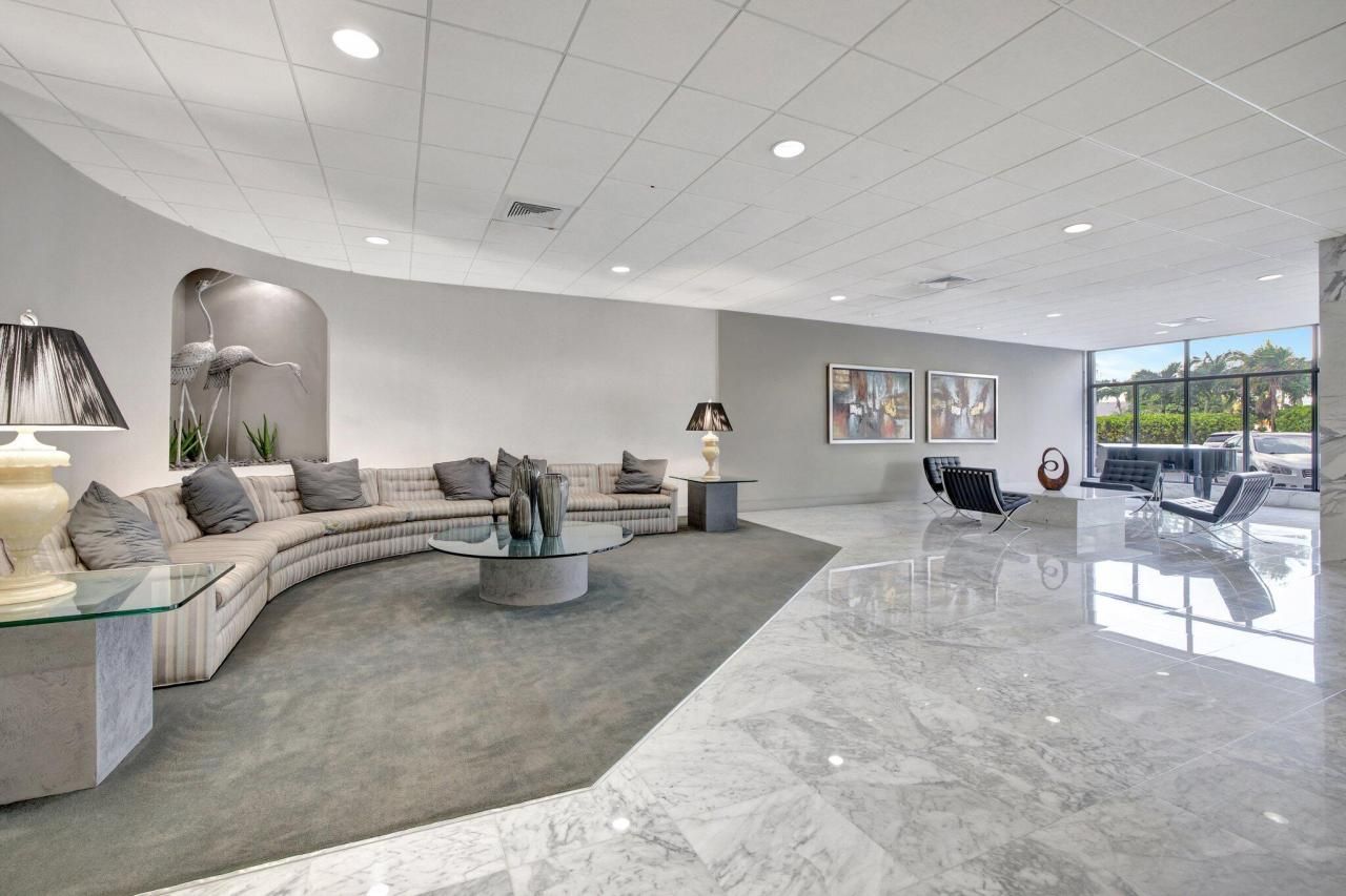 3015 N Ocean Boulevard, Unit 17b, Fort Lauderdale, FL 33308 Photo