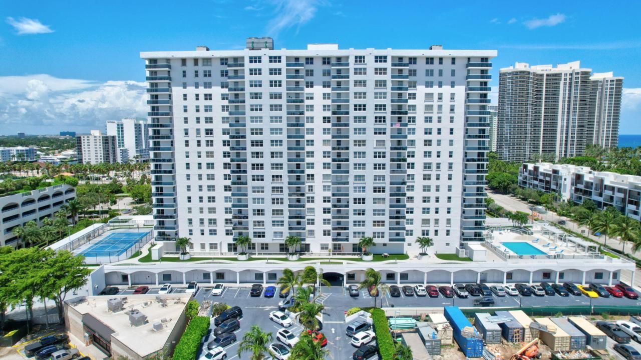 3015 N Ocean Boulevard, Unit 17b, Fort Lauderdale, FL 33308 Photo