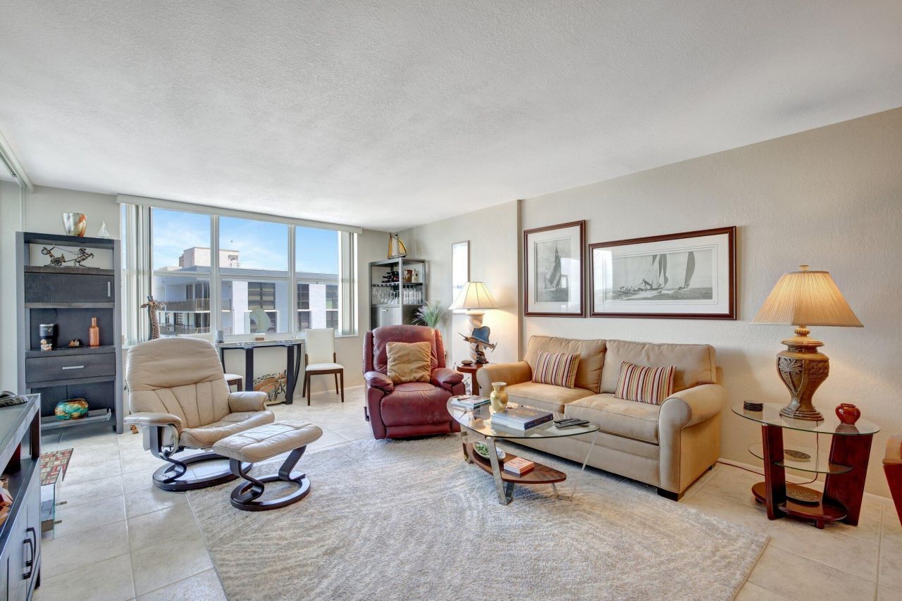 3015 N Ocean Boulevard, Unit 17b, Fort Lauderdale, FL 33308 Photo