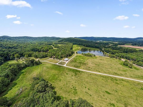 2641 2641 Stamps Shady Grove Rd., Monterey, TN 38574