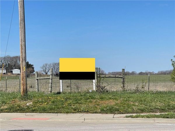 11600 Donahoo Road, Kansas City, KS 66109