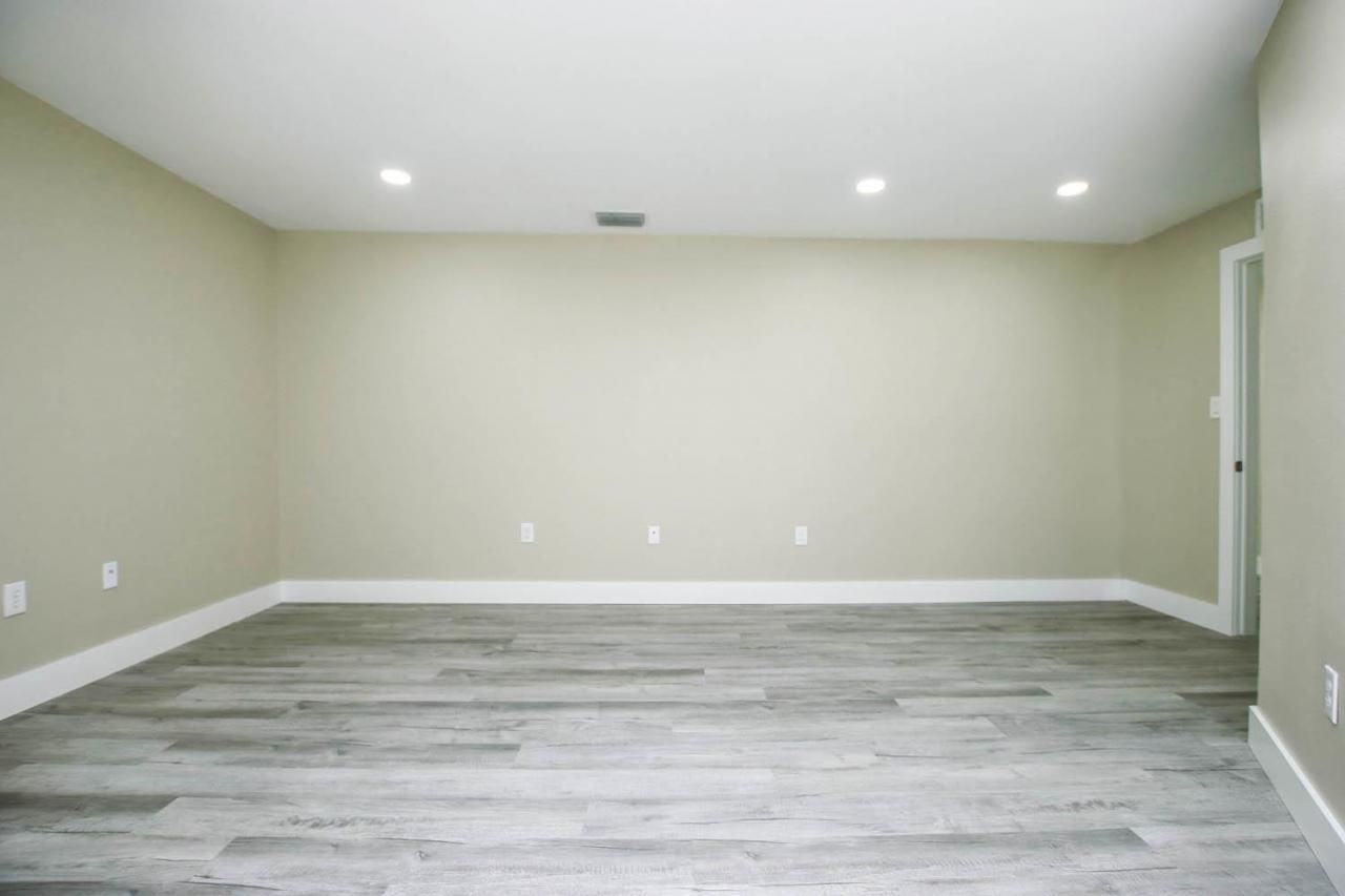 1640 Periwinkle Way, Unit 4, Sanibel, FL 33957 Photo