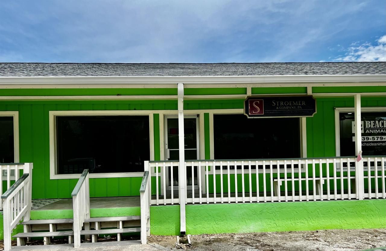 1640 Periwinkle Way, Unit 4, Sanibel, FL 33957 Photo