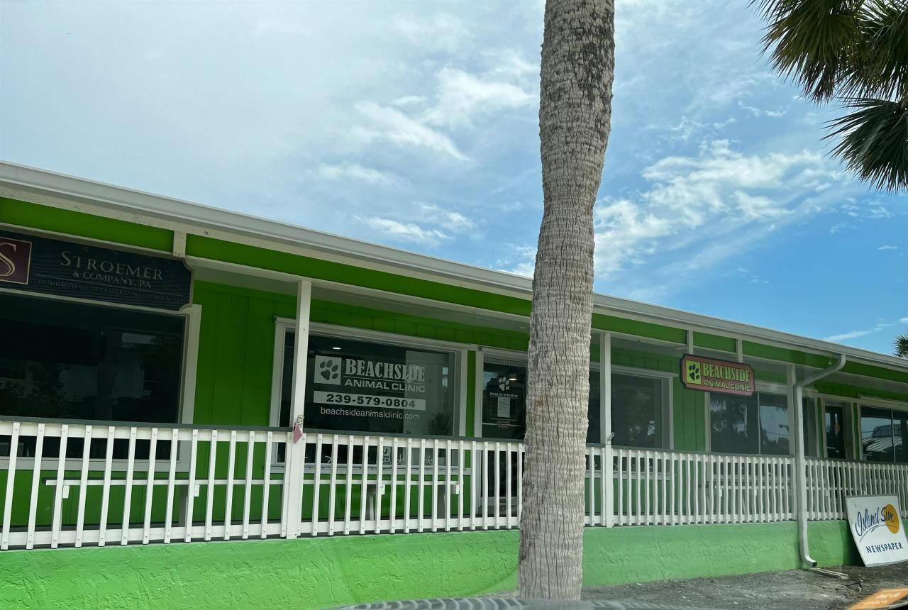 1640 Periwinkle Way, Unit 4, Sanibel, FL 33957 Photo