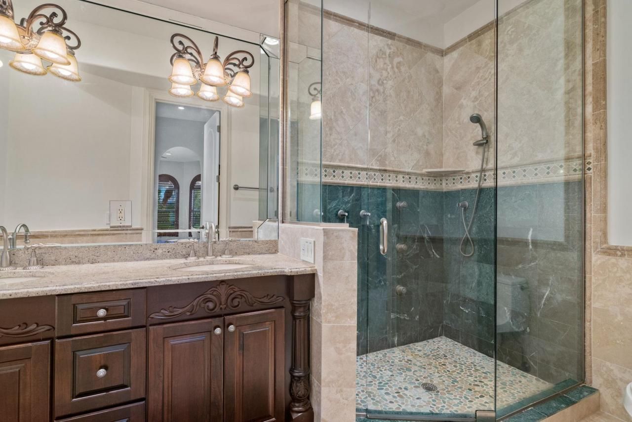 15557 Captiva Drive, Unit E, Captiva, FL 33924 Photo