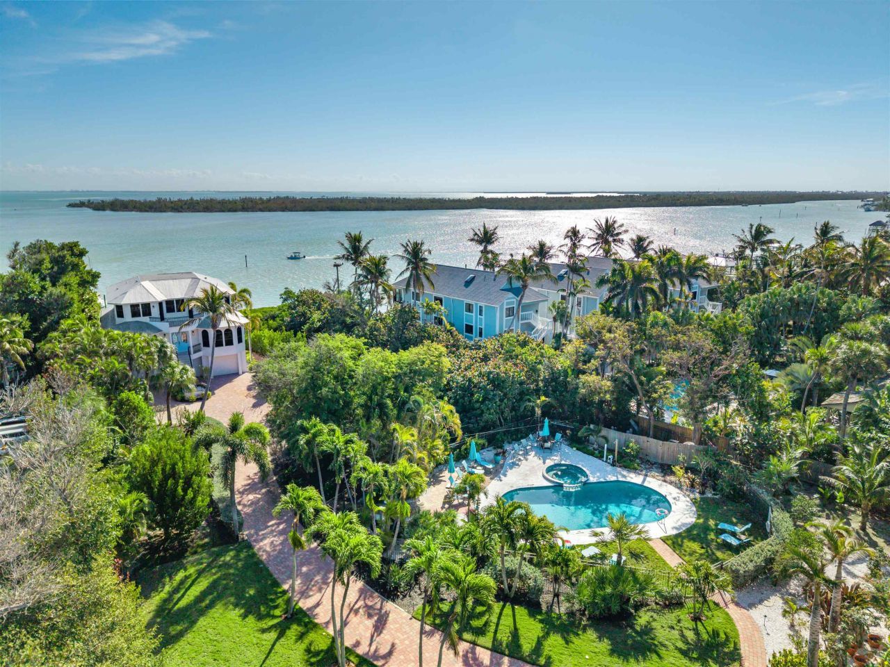 15557 Captiva Drive, Unit E, Captiva, FL 33924 Photo