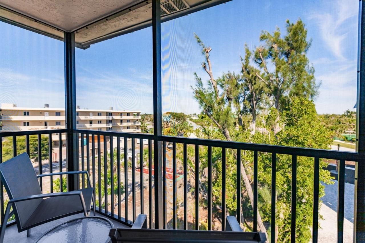 1191 Middle Gulf Dr, Unit A4, Sanibel, FL 33957 Photo