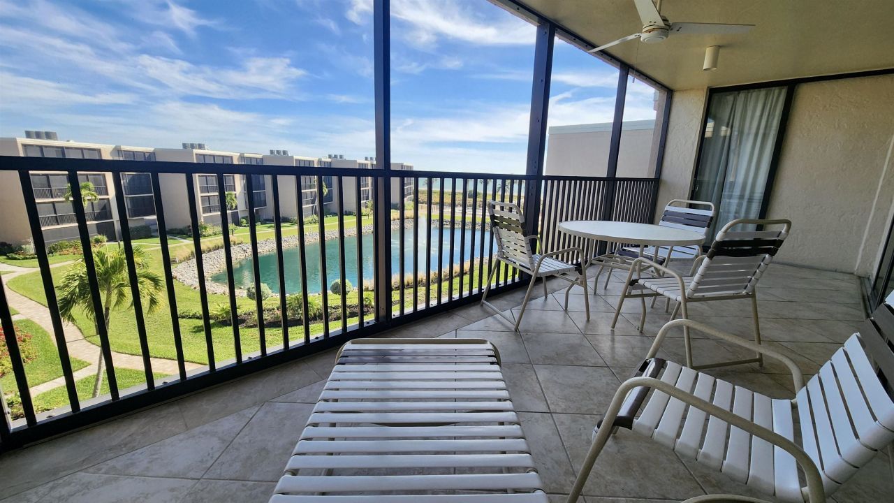 1401 Middle Gulf Dr, Unit R401, Sanibel, FL 33957 Photo
