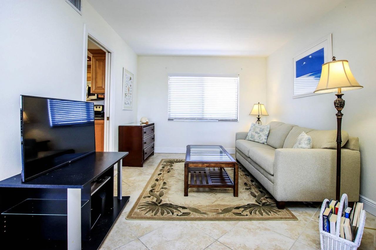 1401 Middle Gulf Dr, Unit R401, Sanibel, FL 33957 Photo