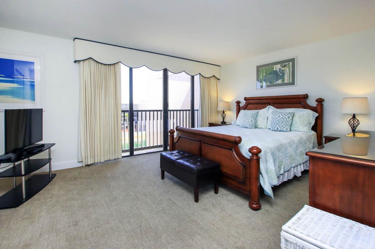 1401 Middle Gulf Dr, Unit R401, Sanibel, FL 33957 Photo