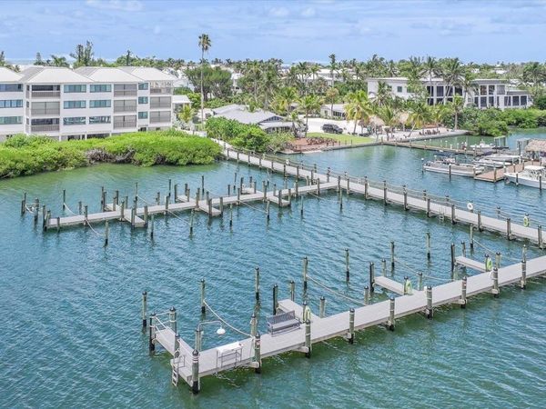 15123 Captiva Dr, Unit 103, Captiva, FL 33924