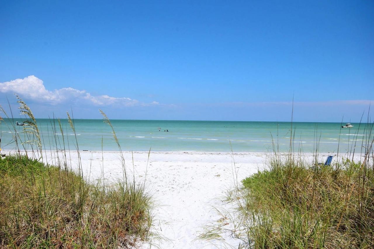 255 Periwinkle Way, Unit 7B, Sanibel, FL 33957 Photo