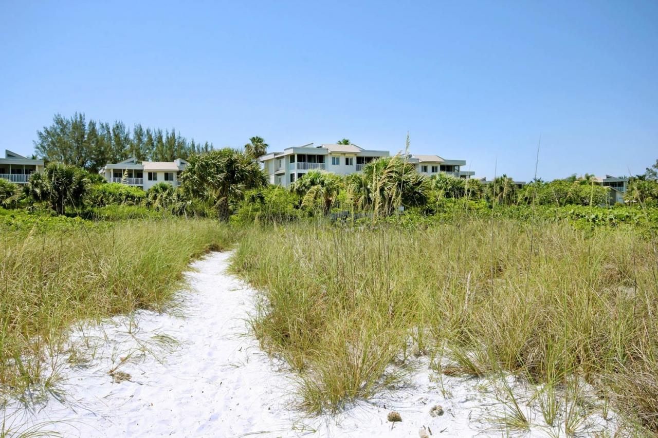 255 Periwinkle Way, Unit 7B, Sanibel, FL 33957 Photo