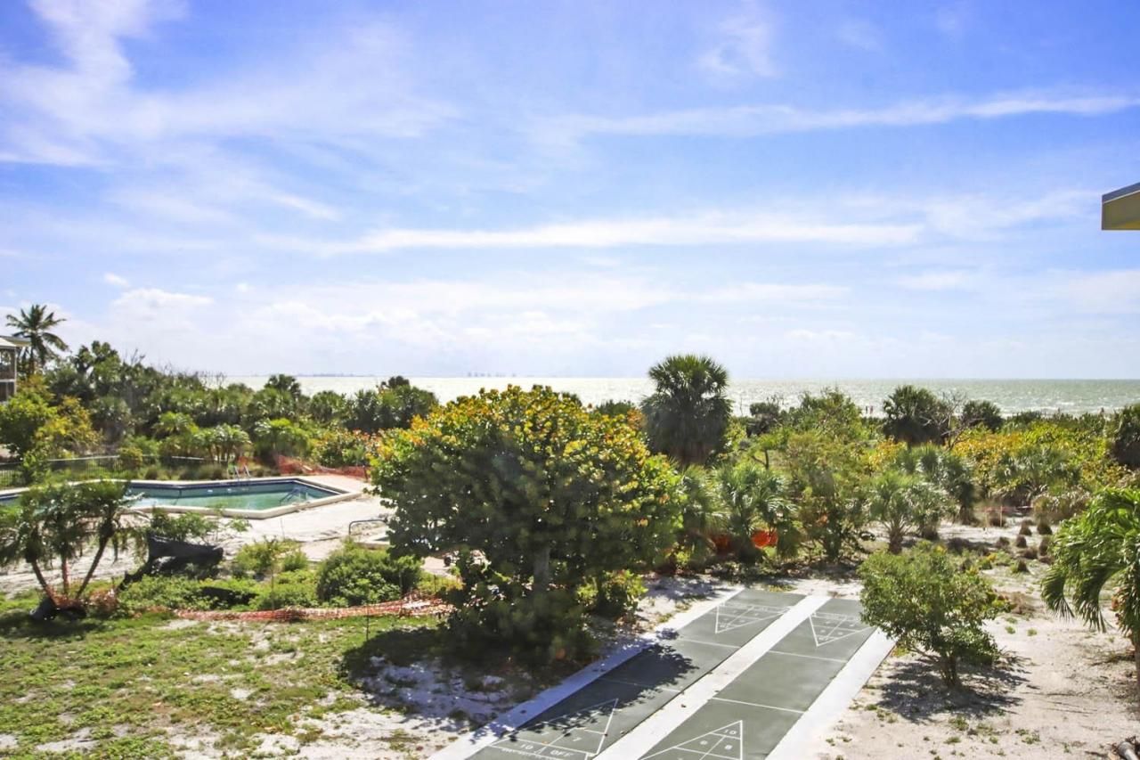 255 Periwinkle Way, Unit 7B, Sanibel, FL 33957 Photo