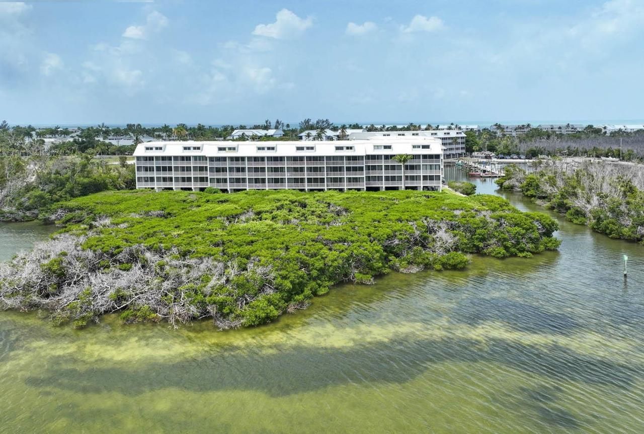 5321 Bayside Villas, Unit 22, Captiva, FL 33924 Photo