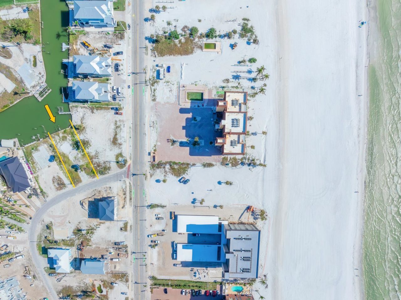 587 Carlos Cir, Fort Myers Beach, FL 33931 Photo