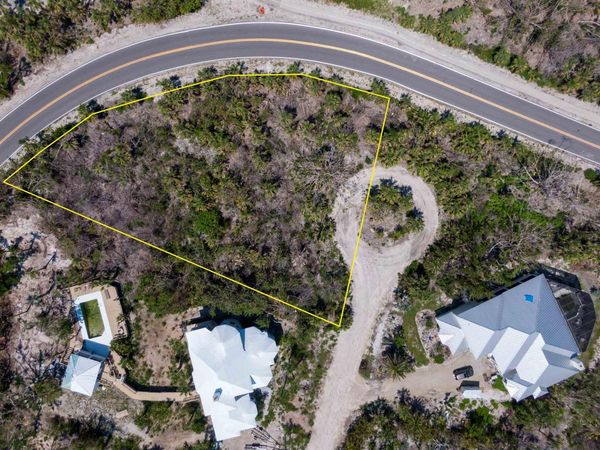 355 Cowry Ct, Sanibel, FL